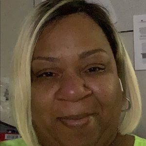 Meet your Posher, Kelli